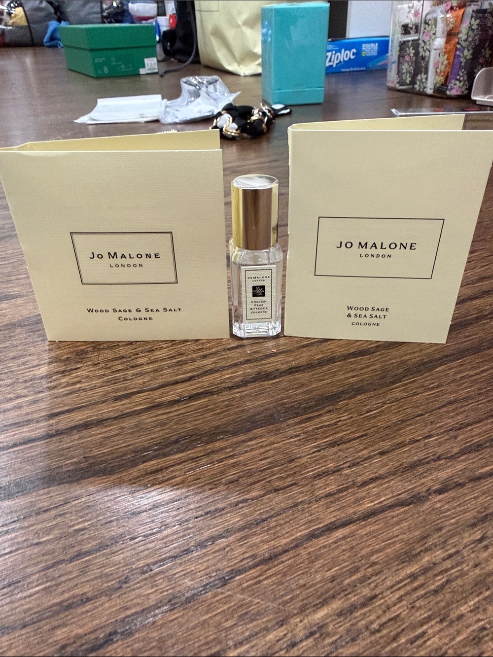 Jo Malone London English Pear & Fressia 9 ml and 2 samples